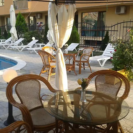 Apartman Family Hotel Megas